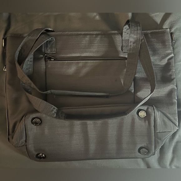 Lug Rally Tote Bag in Brushed Grey - Picture 7 of 7